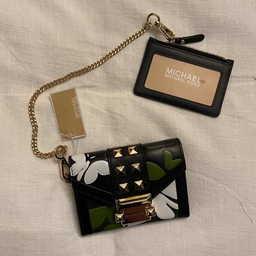 NWT ||SUPER RARE|| Michael Kors Small Chain Tab Butterfly Wallet + Penny Pouch